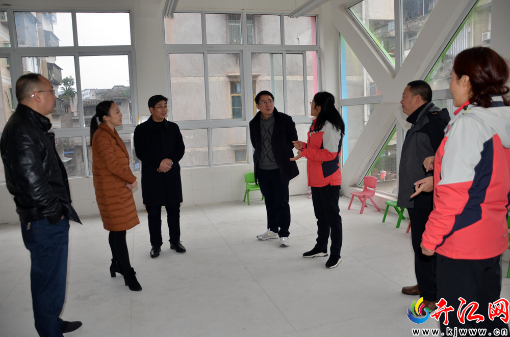 宋婧到开江县示范幼儿园调研工作