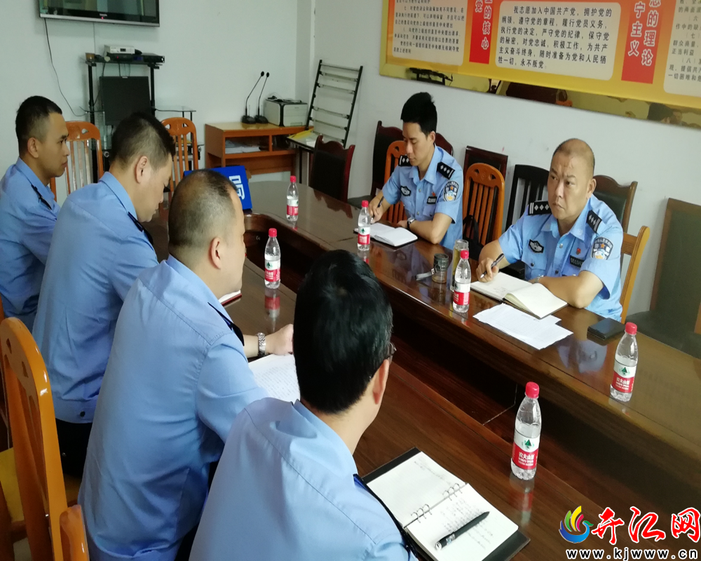 达州市森林公安局局长马玉军一行莅临开江检查指导工作