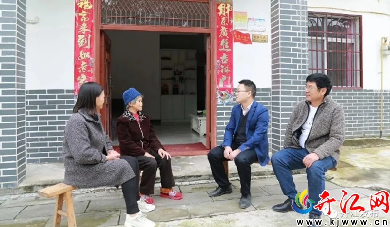 凤凰涅盘 看开江这个村的巨变